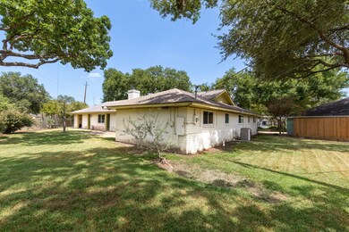 5019 Forest Nook Ct, Houston, TX 77018 - photo 7