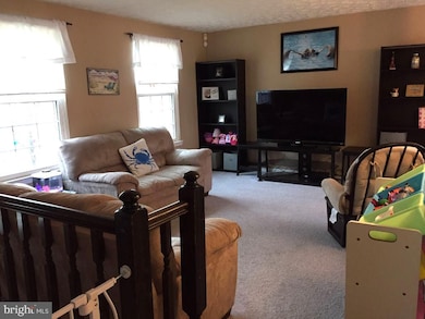 216 Compass Rd, Essex, MD 21221 - photo 2