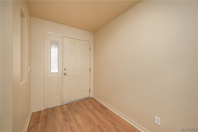 Entryway featuring light hardwood / wood-style flo