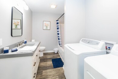 539 S Washington St, Bloomington, IN 47401 - photo 7