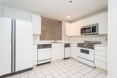 100 Fulton St unit 2S, Boston, MA 02109 - photo 5