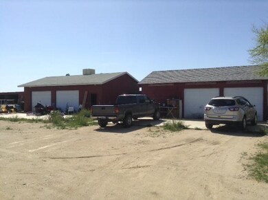 4850 Irone Ave, Rosamond, CA 93560 - photo 7