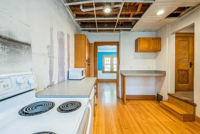 2031 Park Ave SE, Cedar Rapids, IA 52403 - photo 5