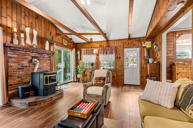 37 Baboosic Lake Rd, Amherst, NH 03031 - photo 4