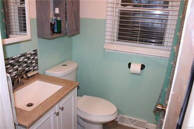 609 Cain St, Chittenango, NY 13037 - photo 7