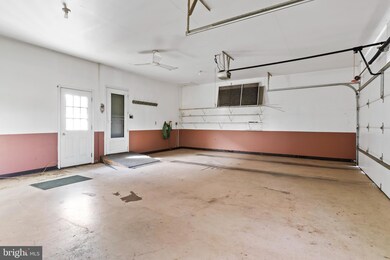 1347 Georgetown Cir, Carlisle, PA 17013 - photo 5