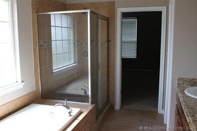 25682-5.JPG