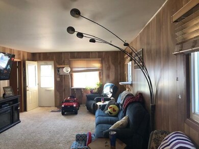 1310 E Ash Ave, Mitchell, SD 57301 - photo 4