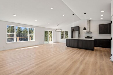 19126 Pumice Butte Rd, Bend, OR 97702 - photo 4