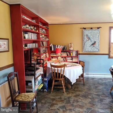 218 W Sherman St, McAdoo, PA 18237 - photo 5