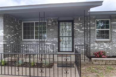 327 E 137th St, Glenpool, OK 74033 - photo 2