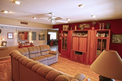 Living Rm1