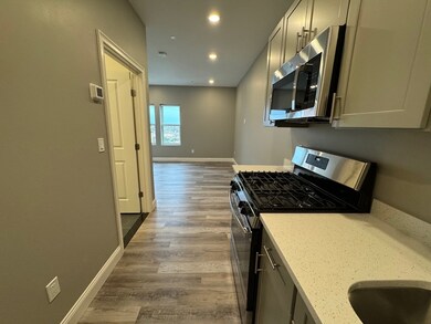 38 Walnut Ave unit 103, Revere, MA 02151 - photo 4