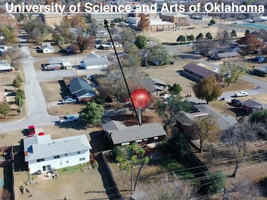1904 S 21st St, Chickasha, OK 73018 - photo 2