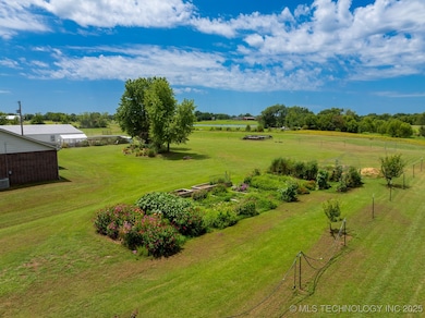 6868 S 337th East Ave, Broken Arrow, OK 74014 - photo 3