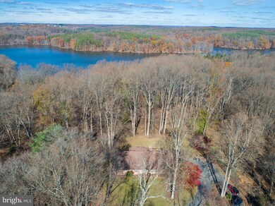 5697 Lakeside Dr, Sykesville, MD 21784 - photo 4