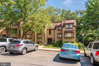 1637 Parkcrest Cir unit 300, Reston, VA 20190 - photo 5