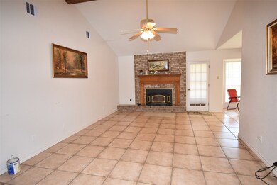 99 Nueces St, Bay City, TX 77414 - photo 4