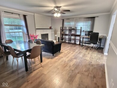 2741 Fairlawn Dr, Columbus, IN 47203 - photo 7