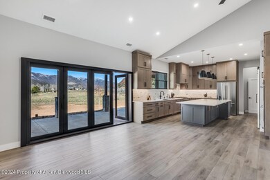 15_1817_River_Bend_Way015_mls