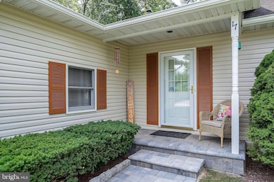 17 Shoveler Ln, Manahawkin, NJ 08050 - photo 6