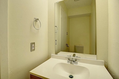 2314 Capitan Unit A Dr, Corpus Christi, TX 78414 - photo 6