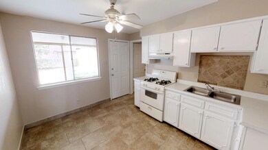 2113 Diciembre Dr, El Paso, TX 79935 - photo 7