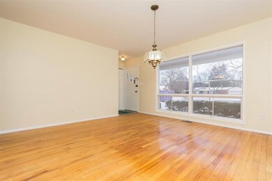 2754 Briarcliff St, Ann Arbor, MI 48105 - photo 3