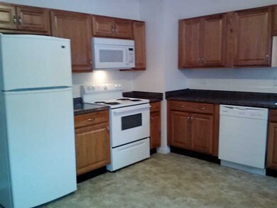 Kitchen. 522 Grant
