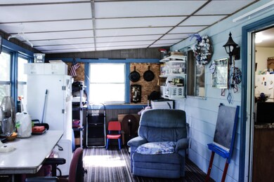 Bonus Three Seasons Room