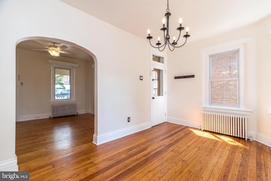 616 W Walnut St, Perkasie, PA 18944 - photo 6