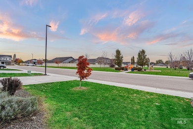 675 E Whitbeck St, Kuna, ID 83634 - photo 2