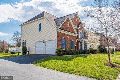 25654 Elk Lick Rd, Chantilly, VA 20152 - photo 4
