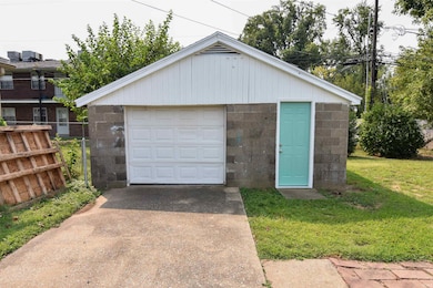 2333 E Illinois St, Evansville, IN 47711 - photo 2