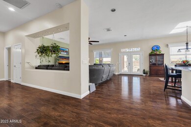 27225 N 47th St-13