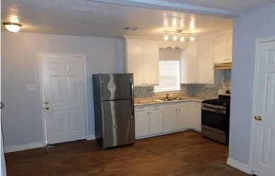 6936 Apache St, Houston, TX 77028 - photo 3