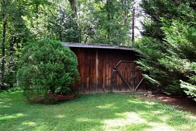 Detached Storage/Work Shop Building