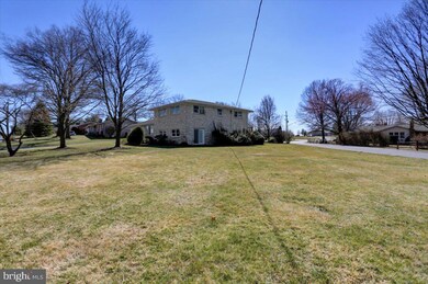 125 Kennedy Dr, Chambersburg, PA 17201 - photo 3