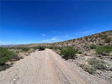 Standing in road, parcel to the right and left
