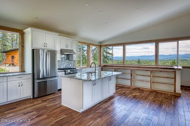 Studio Home in Second House