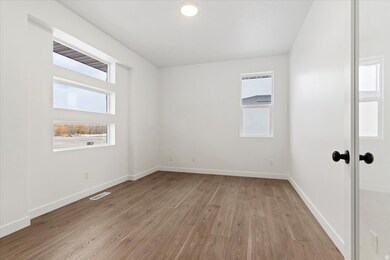 1526 E Livi Ln unit 9, Saratoga Springs, UT 84043 - photo 6