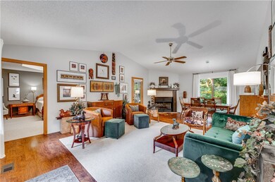 57 Walney Dr, Bella Vista, AR 72715 - photo 4