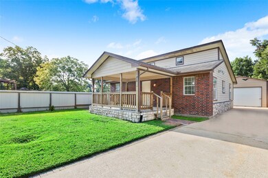 939 Glen Ave, Houston, TX 77088 - photo 2