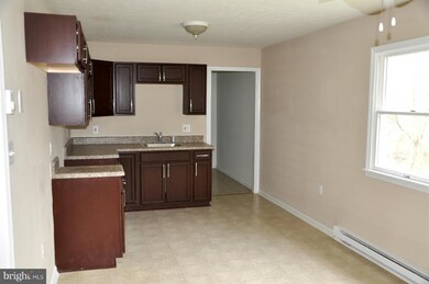 321 Chinkapin Dr, Stephens City, VA 22655 - photo 5