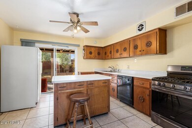 8243 W Whitton Ave, Phoenix, AZ 85033 - photo 3