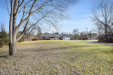 2954 English Rd, Kimball, MI 48074 - photo 5