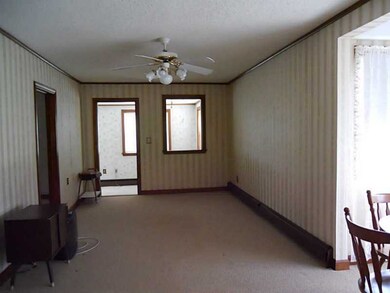 98 Bramans Ln, Portsmouth, RI 02871 - photo 4