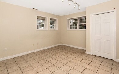 520 Hudson Ave unit 1, Weehawken, NJ 07086 - photo 7