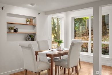 10746 Densmore Ave N, Seattle, WA 98133 - photo 5