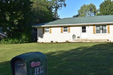 189 Thompson Dr, Minor Hill, TN 38473 - photo 3